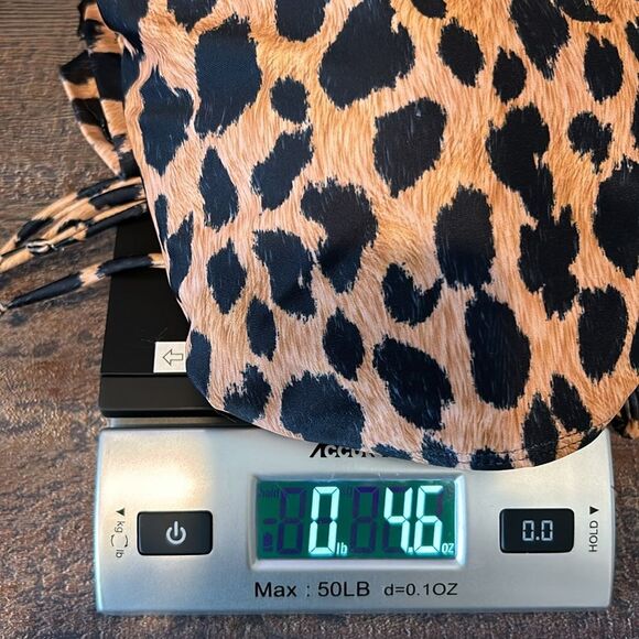 SHEIN Women's Cheetah Print Short Sleeveless Mock Turtleneck Side Tie Crop Top M - Picture 8 of 8